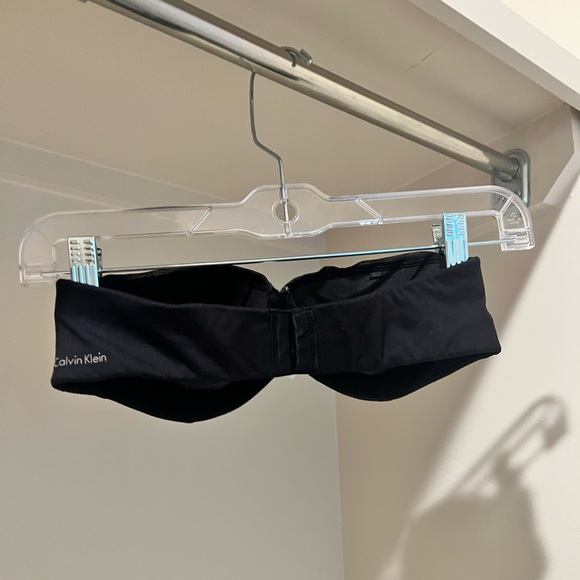 Calvin Klein Strapless Bra - Picture 6 of 6